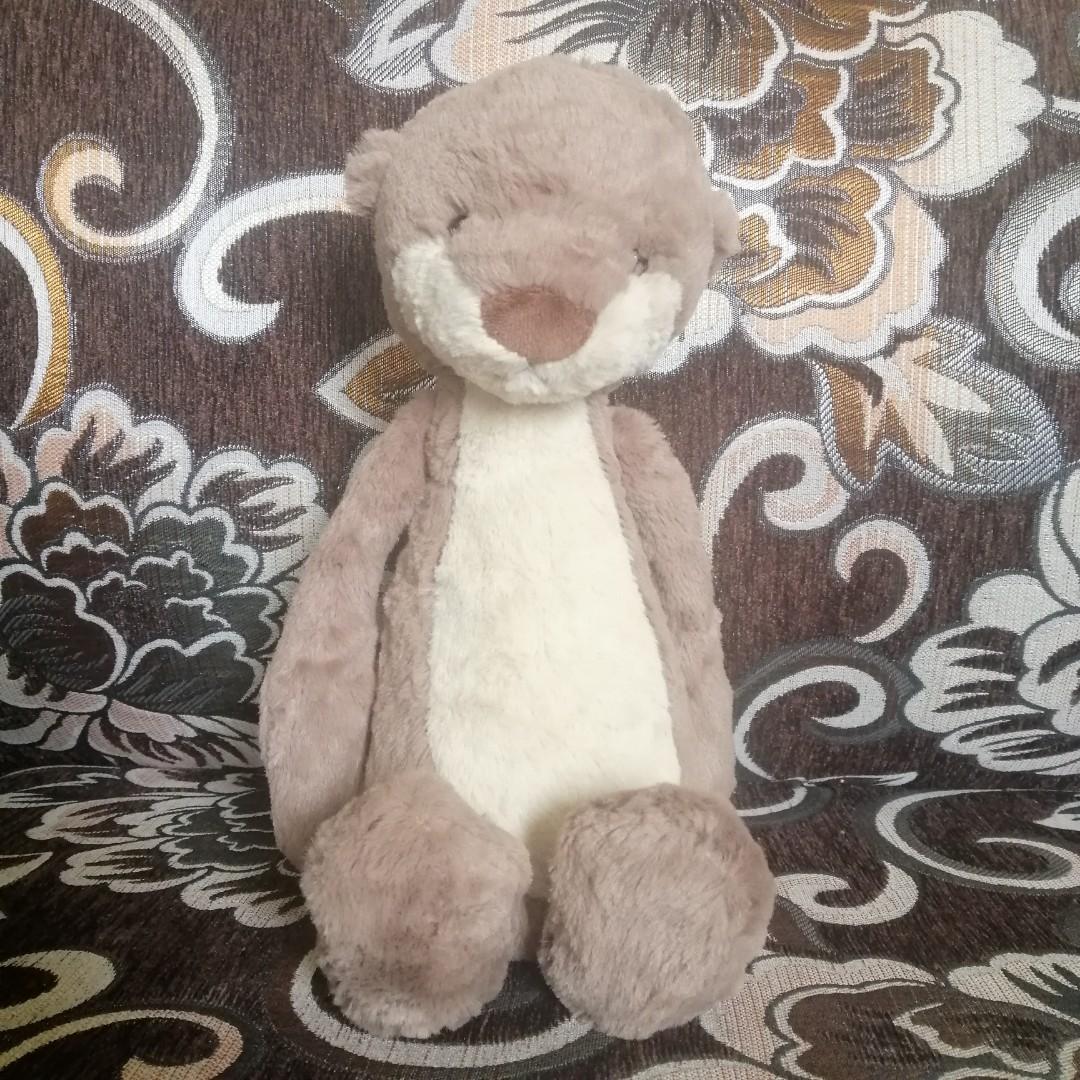 Bashful otter hotsell