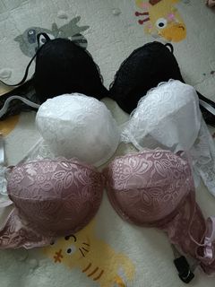 (Category: ) located in . Submitted by yourstrulybyey (Listing ID 1181764436, Image 1). Description: .