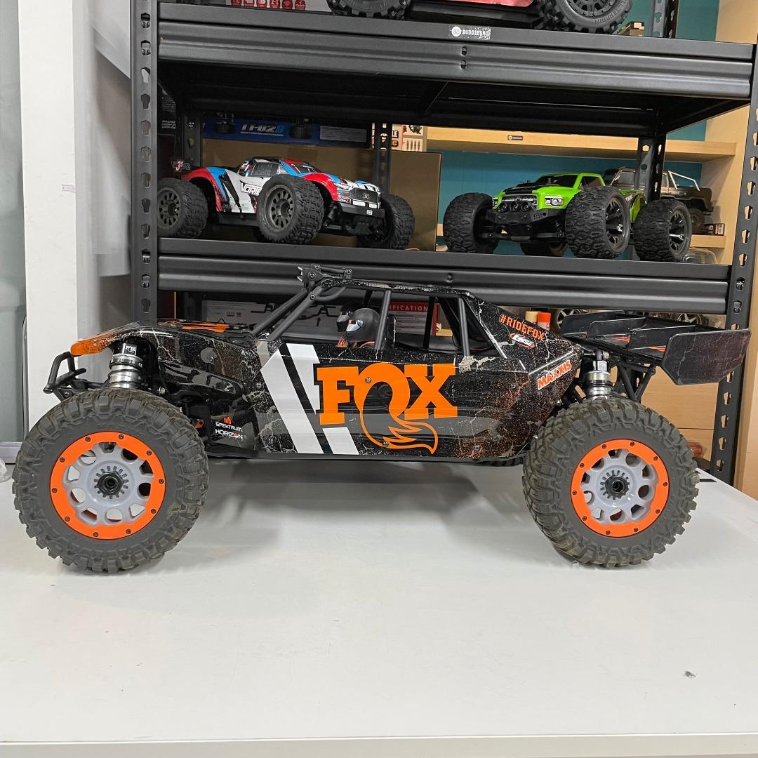LIKE NEW LOSI 1 5 DBXL E 2.0 4WD 8S Brushless Desert Buggy RTR