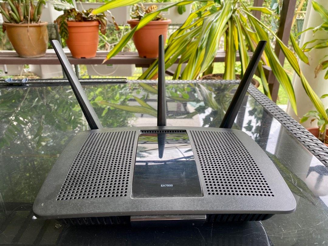 LINKSYS Wi-Fi router, Computers & Tech, Parts & Accessories, Networking ...