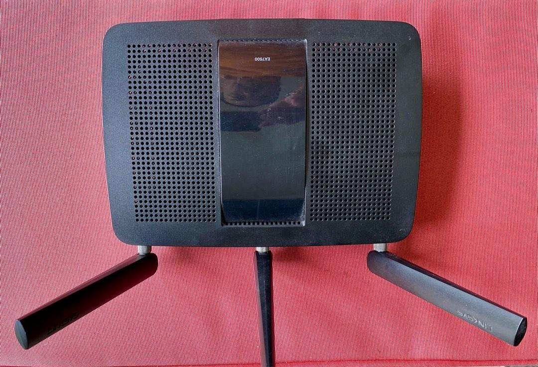 LINKSYS WiFi router, Computers & Tech, Parts & Accessories, Networking