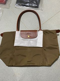 （分類：）位於 。 由 bluecherry1122 提交（商品編號 1181805980，圖片 1）。簡介： 。
