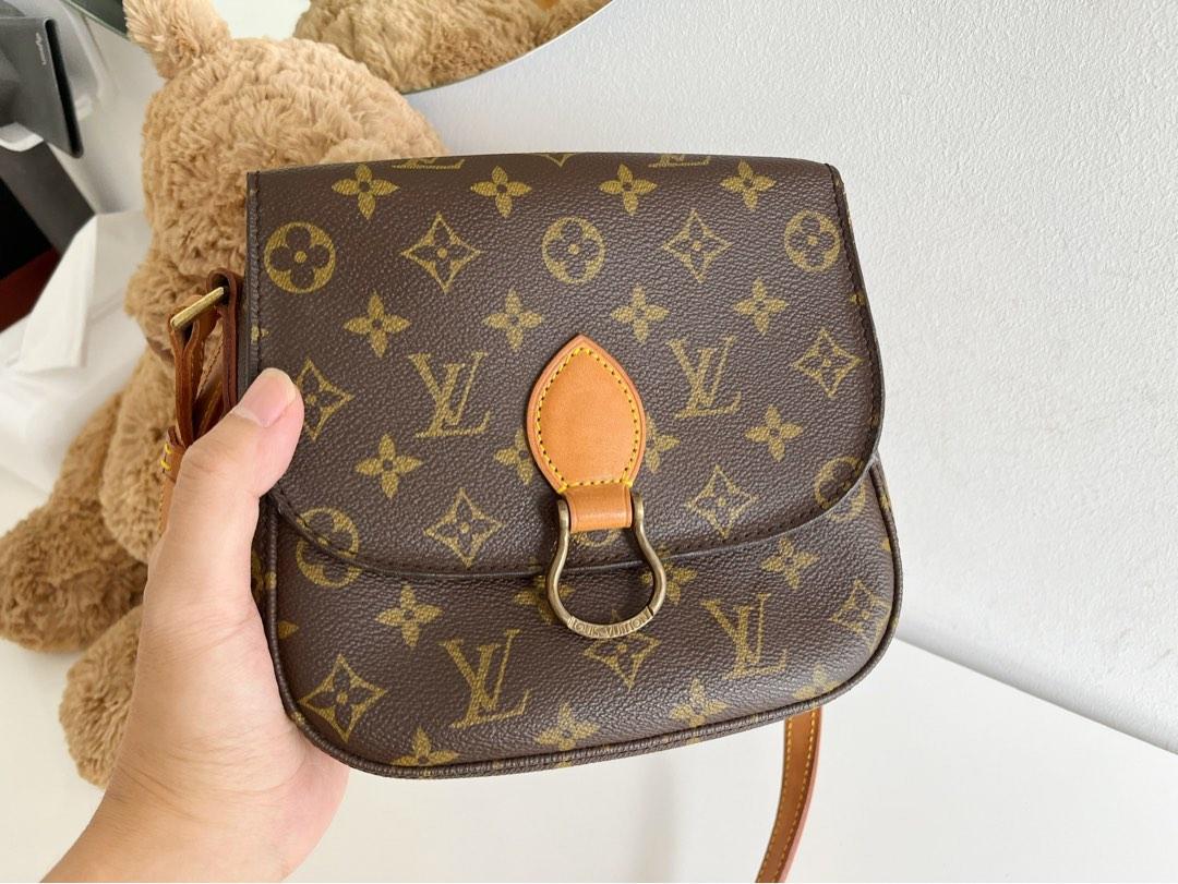Vintage Louis Vuitton Saint Cloud PM Monogram Crossbody Shoulder Bag,  Luxury, Bags & Wallets on Carousell