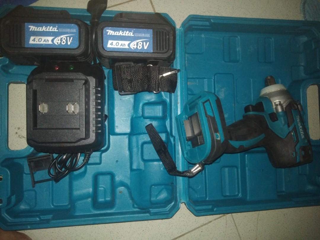 Makita impact wrench cordless 48v 4.0Ah, Motorbikes, Motorbike Parts