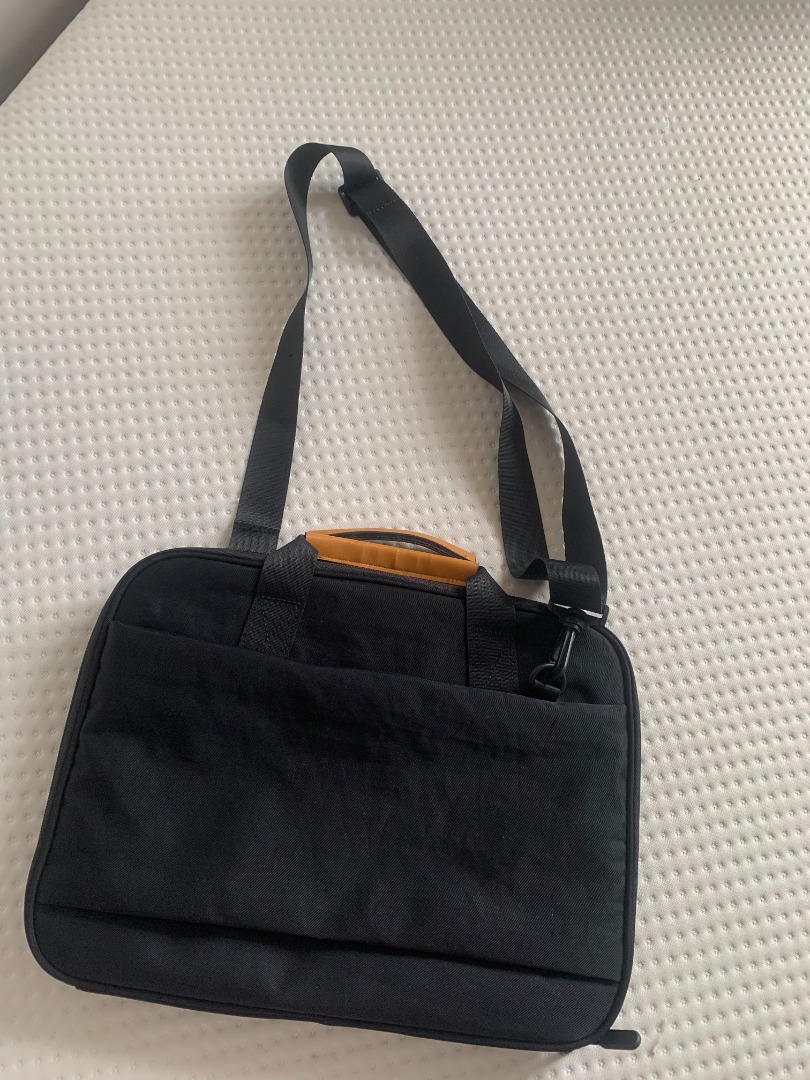Laptop bag miniso new arrivals