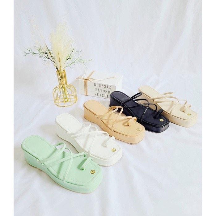 Mint Green platform shoes, Women's Fashion, Footwear, Sandals on Carousell