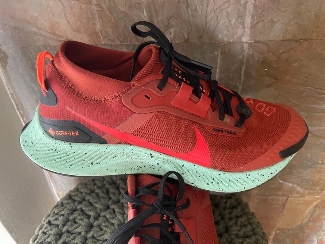 nike gore tex jd sports
