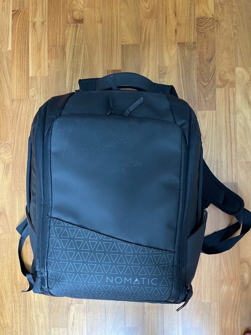 Nomatic backpack 20L, Men's Fashion, Bags, Backpacks on Carousell
