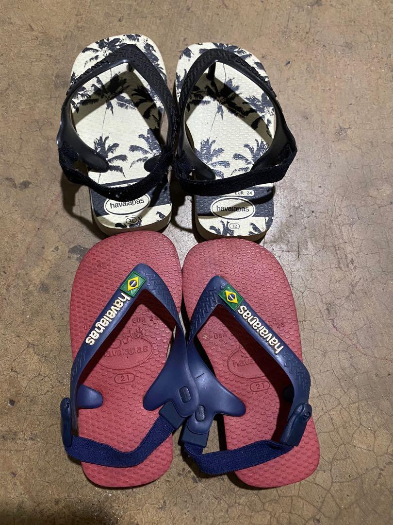 Original Havaianas Slip Ons for babies (Category: Babies & Kids Fashion) located in Cainta. Submitted by nikolasmom (Listing ID 1181847223, Image 1). Description: Get both for 600 350 for each Beach : eur 24 Red: 21 Barely used.