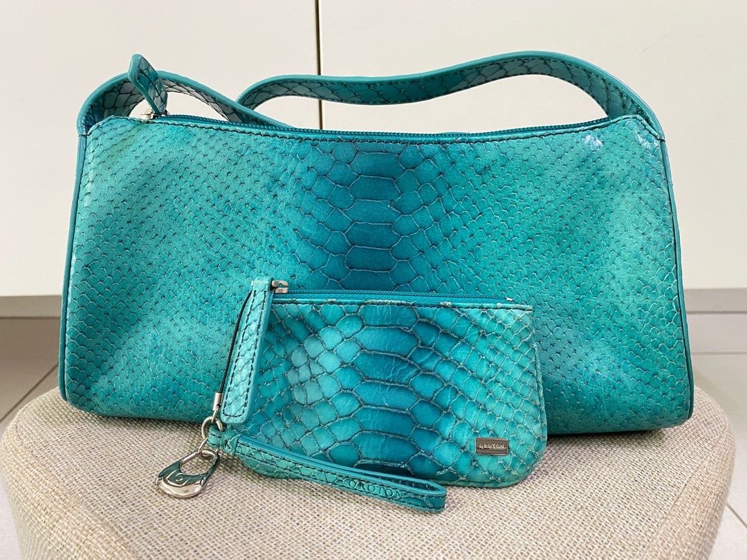 Oroton Genuine Leather Shoulder Bag + Small Pouch, Luxury, Bags