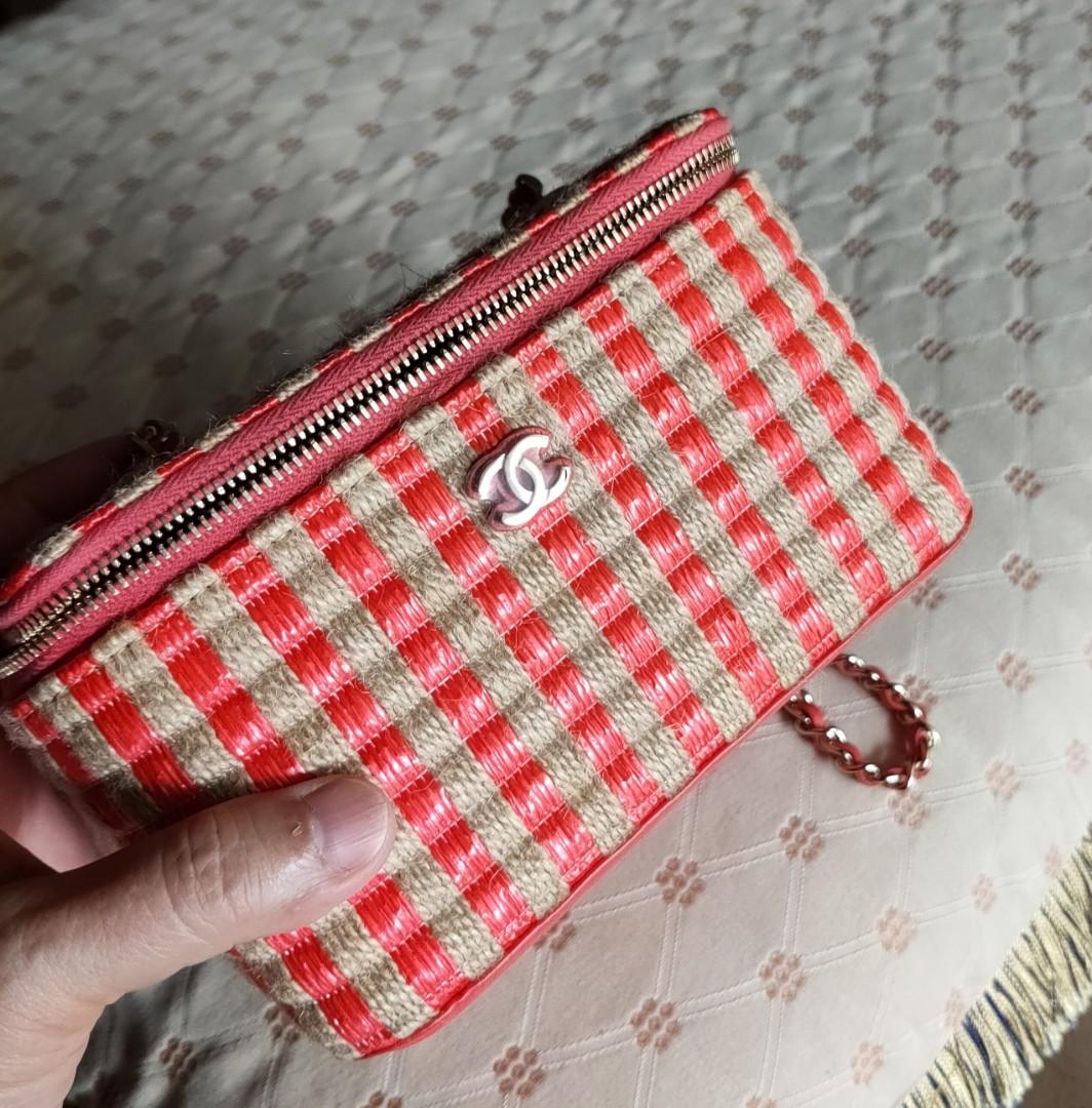 Preloved Chanel Vanity 31, Luxury, Bags & Wallets on Carousell