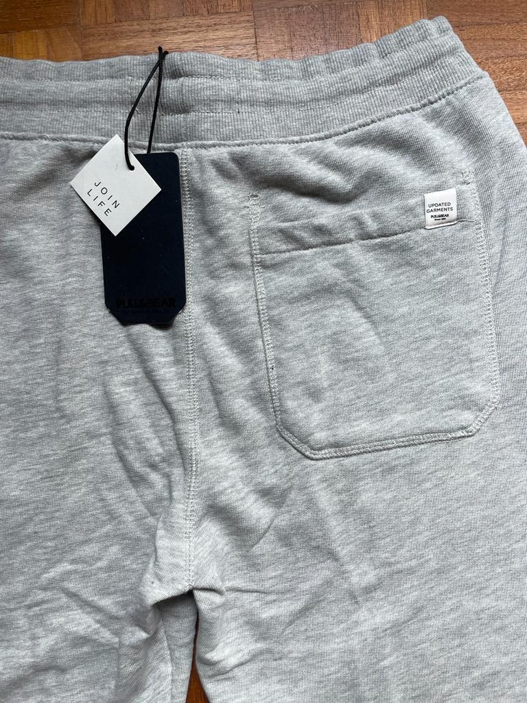 Pull & Bear jogger shorts grey, Men's Fashion, Bottoms, Shorts on Carousell