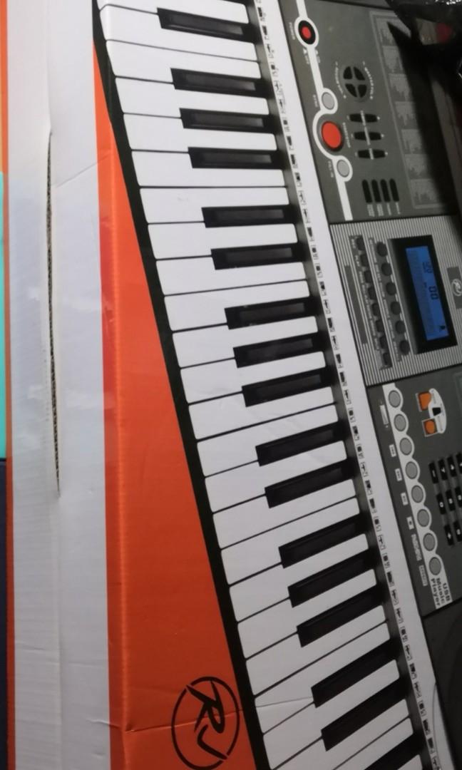 Rj melody maker keyboard w/ stand (Category: Musical Instruments) located in Quezon City. Submitted by elnido_pao (Listing ID 1181723465, Image 2). Description: good as new. shifted to new instrument. hindi na nagamit. can be swapped to midi controller. meetup or shipping.