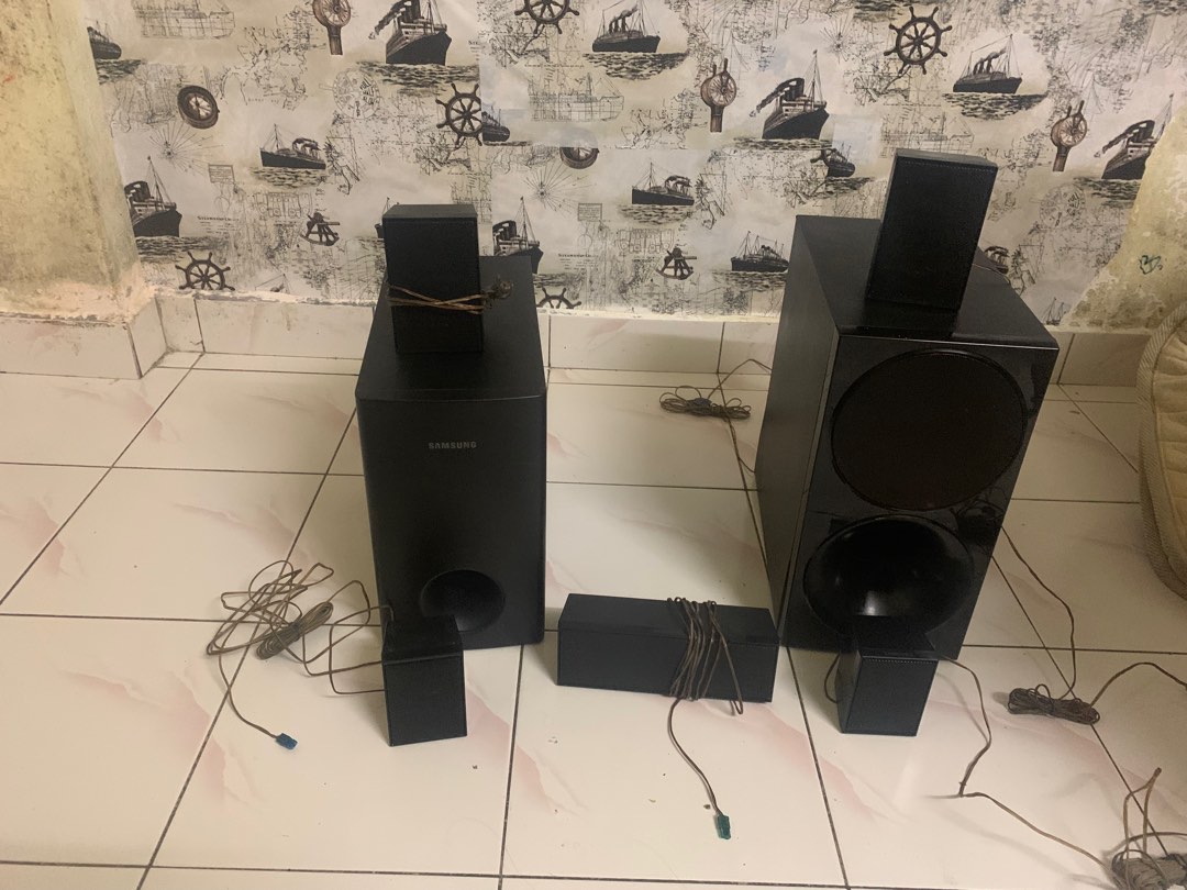 Samsung home Theatre speaker subwoofer soundbar, Audio, Soundbars