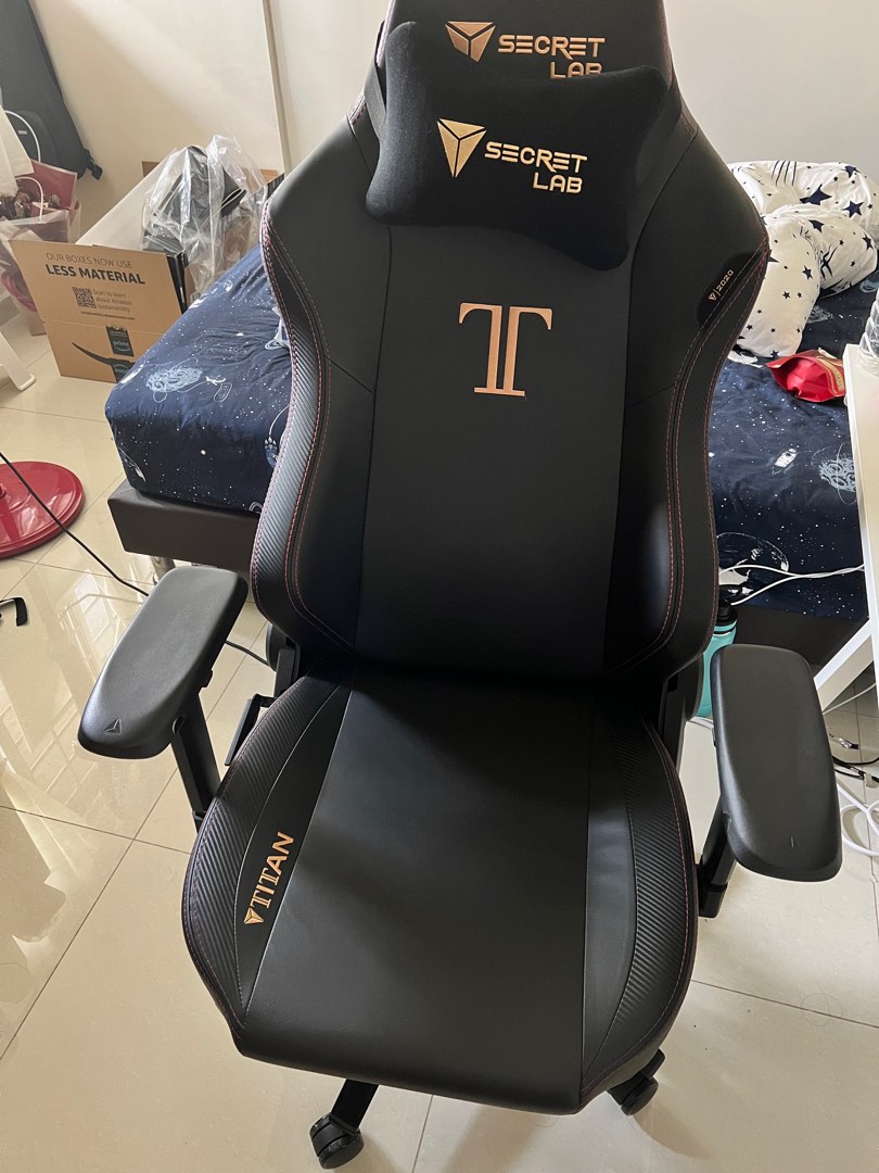 Secretlab Titan 2020 (Stealth), Furniture & Home Living, Furniture