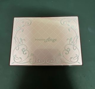 （分類：）位於 。 由 clean_clothes_cupboard 提交（商品編號 1181891854，圖片 1）。簡介： 。