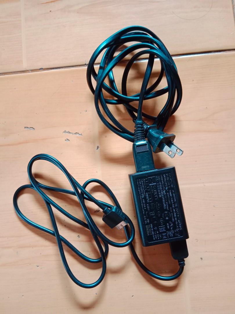 sony ps vita charging adapter, Video Gaming, Gaming Accessories, Cables