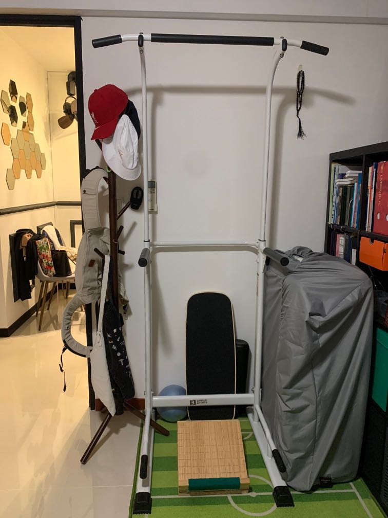 Standing Dips Rack & Pull Up Bar, Sports Equipment, Exercise & Fitness