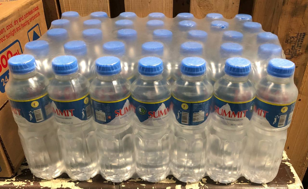 summit-natural-drinking-water-food-drinks-beverages-on-carousell