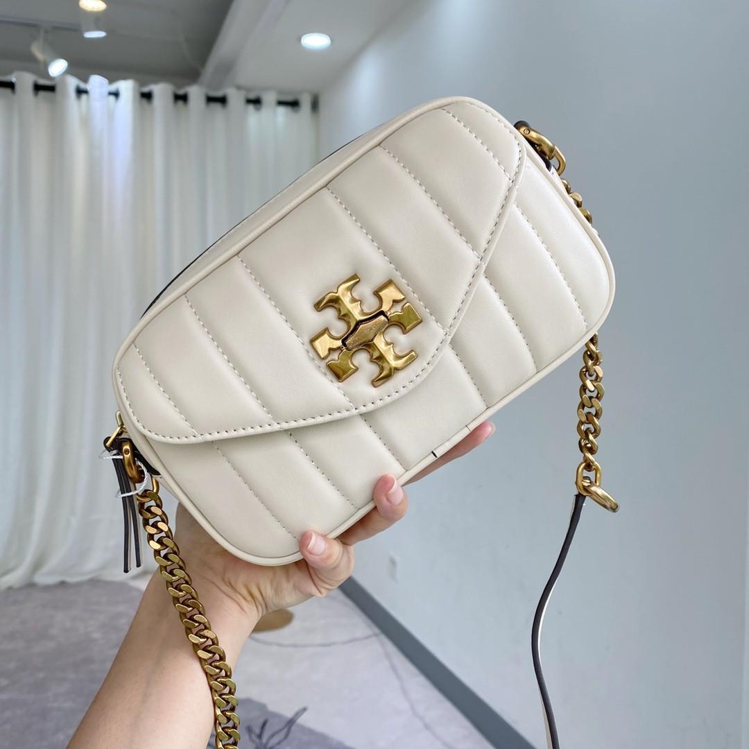 Tory Burch TB Kira Mini Quilted Leather Camera Bag White, Women's Fashion,  Bags & Wallets, Shoulder Bags on Carousell