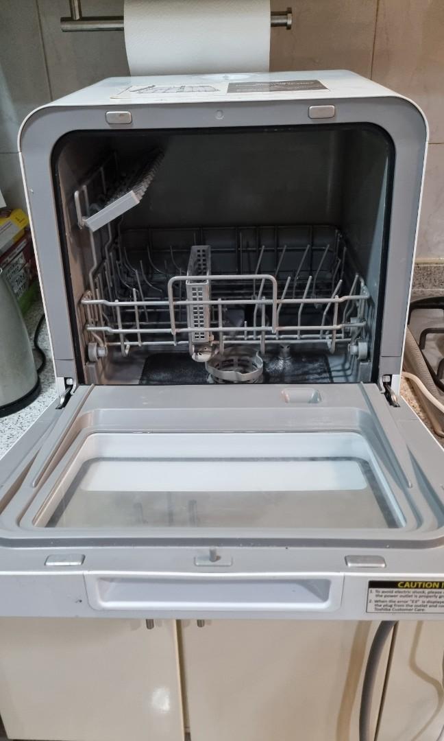 Toshiba Mini dishwasher, TV & Home Appliances, Kitchen Appliances