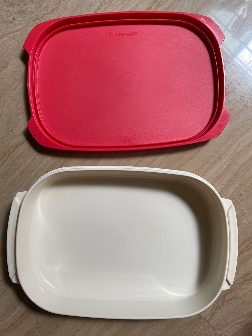 Tupperware slim lunch box, Furniture & Home Living, Kitchenware