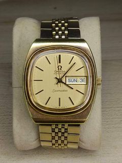 (Category: ) located in . Submitted by worldofwatches21 (Listing ID 1181836407, Image 1). Description: .
