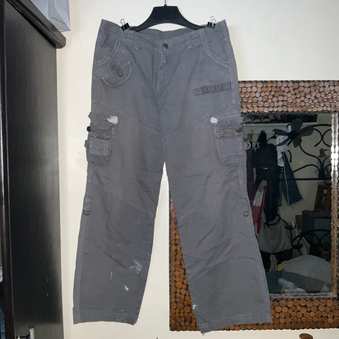 y2k mw cargo pants on Carousell