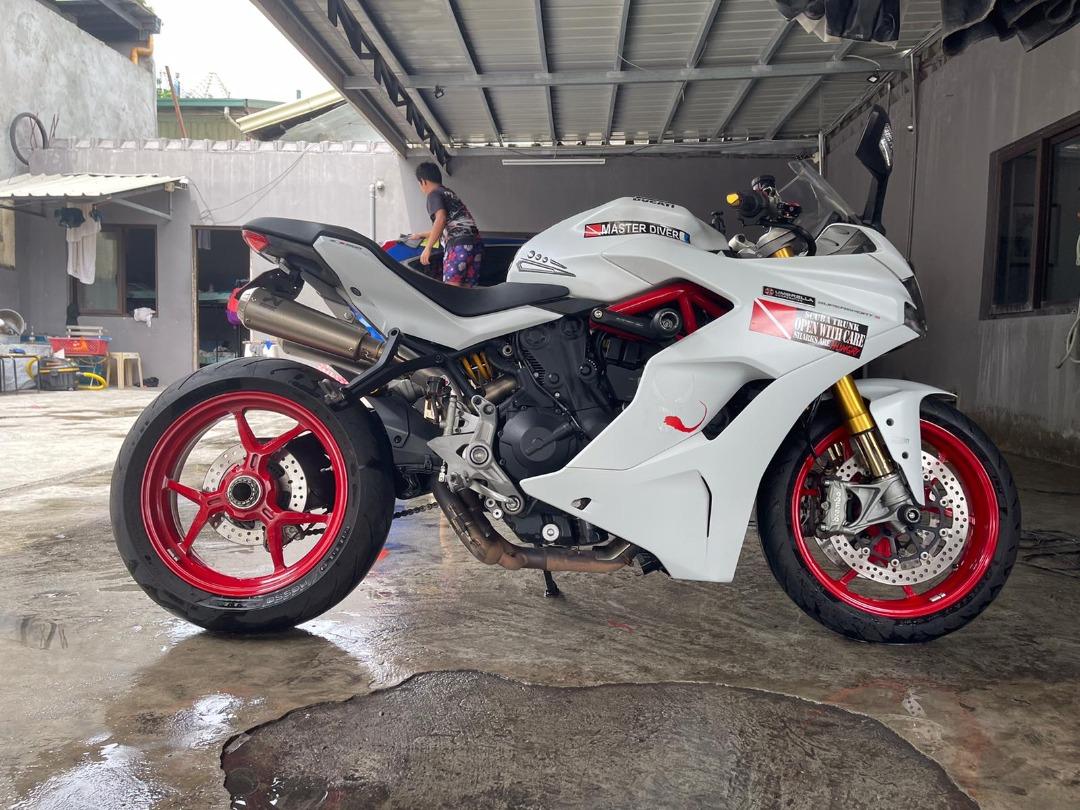 2017 ducati outlet supersport for sale