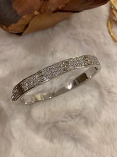 (Category: ) located in . Submitted by jadeite.golds.diamonds (Listing ID 1039108681, Image 1). Description: .