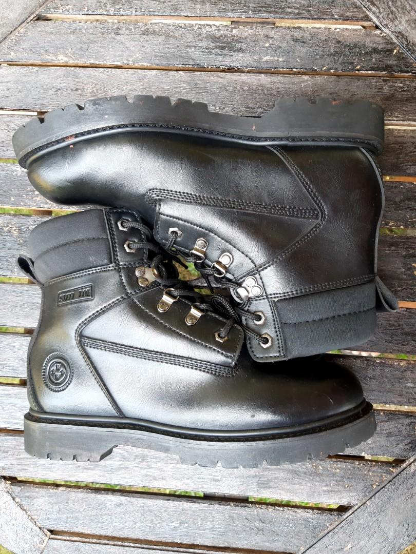 Wrangler steel toe boots hot sale
