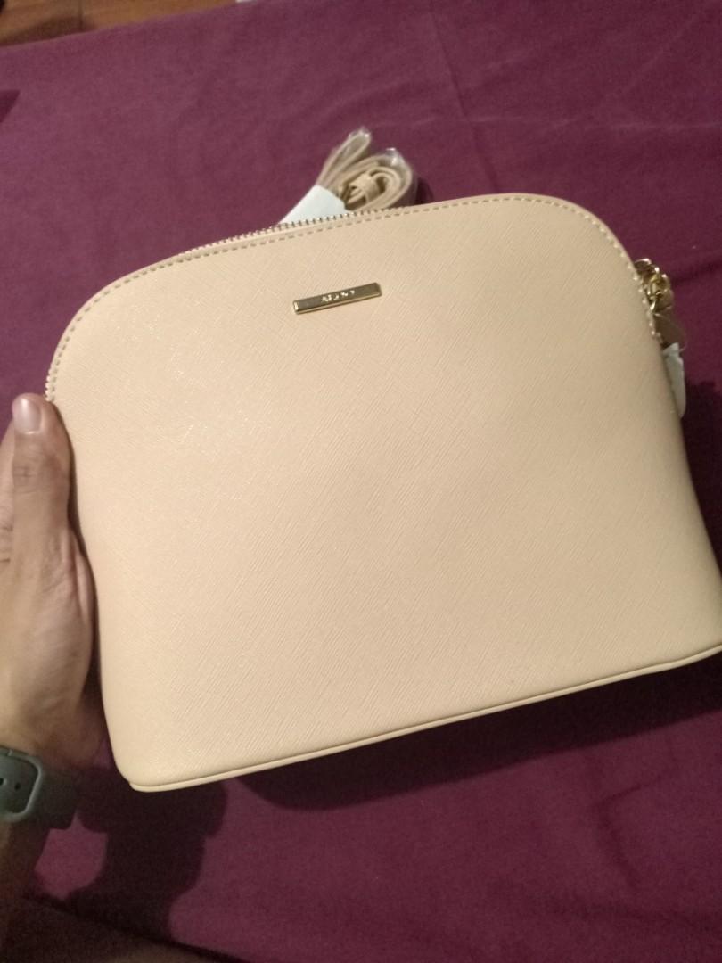 Aldo sling peach bag, Women's Fashion, Bags & Wallets, Crossbody Bags