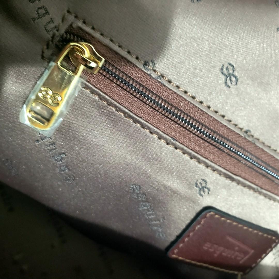 AUTHENTIC ESQUIRE DUFFEL OR DOCTOR'S BAG, Women's Fashion, Bags