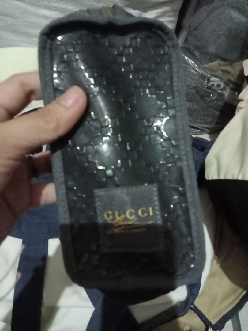 Authentic Gucci wash bag black, Luxury, Bags & Wallets on Carousell
