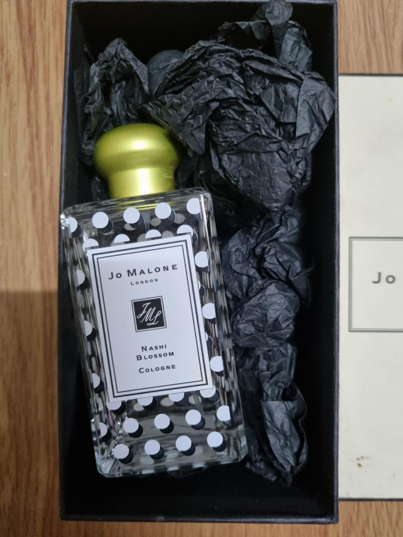 Authentic Jo Malone Nashi Blossom (Category: Fragrance & Deodorants) located in Quezon City. Submitted by rubykindipan (Listing ID 1182039657, Image 2). Description: 95% left Authentic Rfs: too many perfumes.