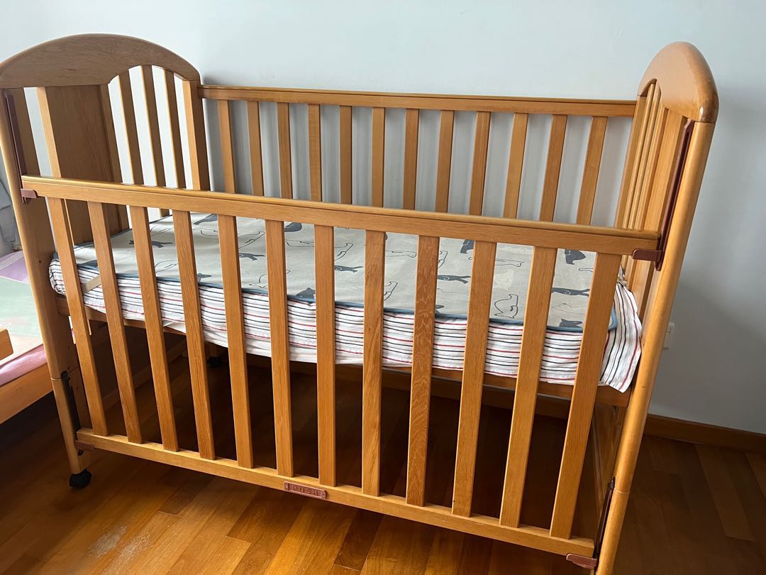 gumtree cot bed