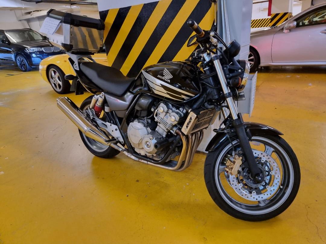 CB400SF NC42 HYPER VTEC Revo - バイク車体