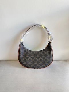 （分類：）位於 。 由 hellucc 提交（商品編號 1180188854，圖片 1）。簡介： 。
