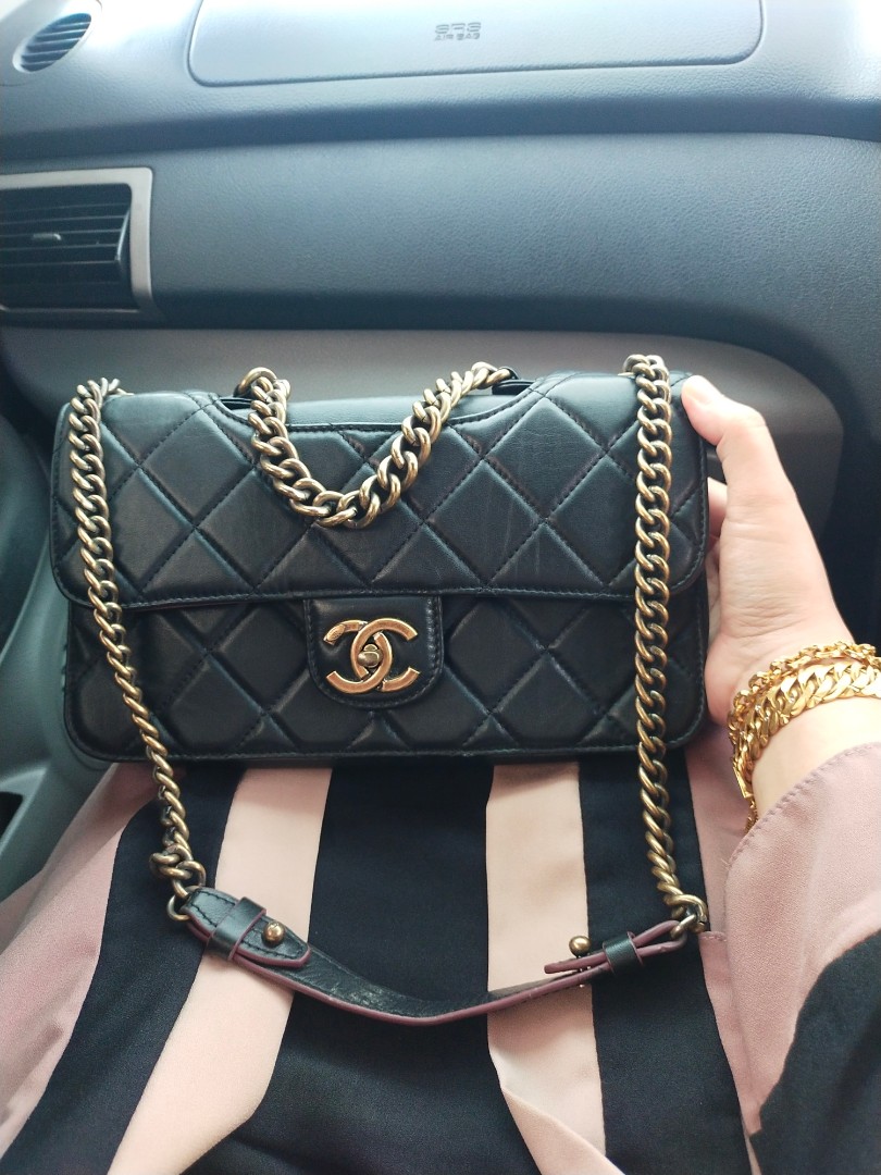 Chanel vintage lampo, Luxury, Bags & Wallets on Carousell