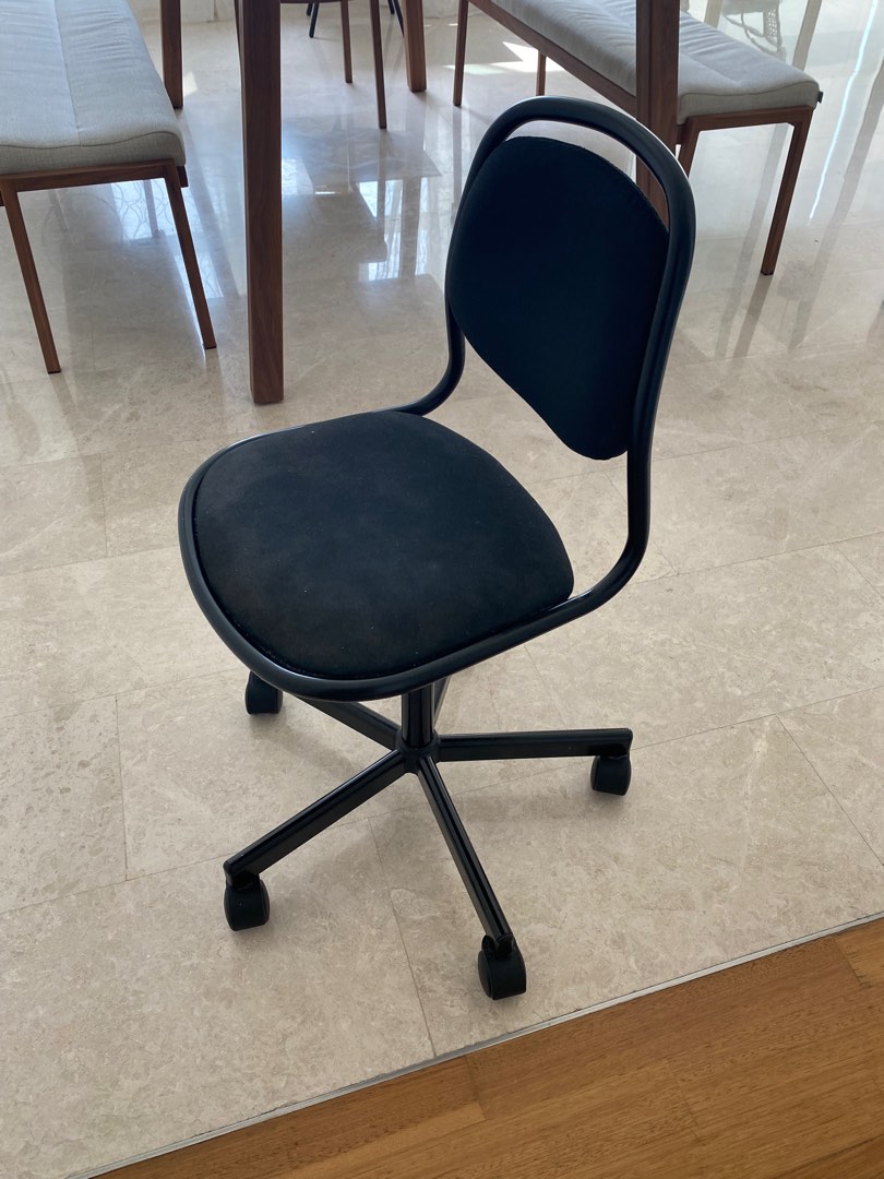 Orfjall childs desk chair 2025