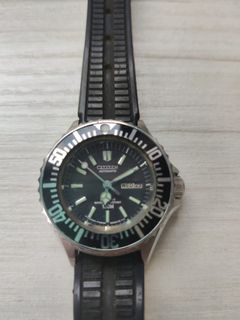 （分類：）位於 。 由 g0431782 提交（商品編號 1181928732，圖片 1）。簡介： 。