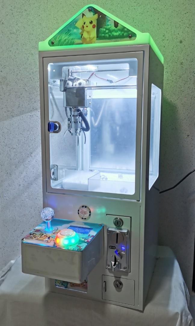 Claw Machine arcade toy for hdb home, Hobbies & Toys, Toys & Games on