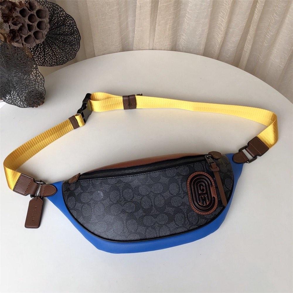 Coach Rivington Waist Belt Men Bag in Signature Canvas, Men's Fashion