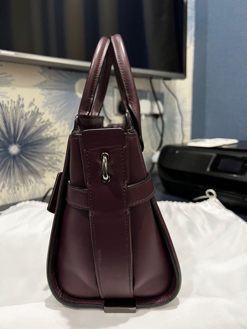 Coach swagger hotsell glovetanned leather