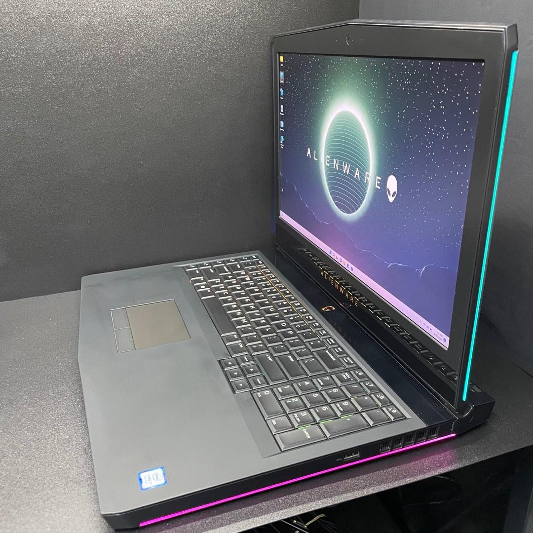 dell alienware r5 17