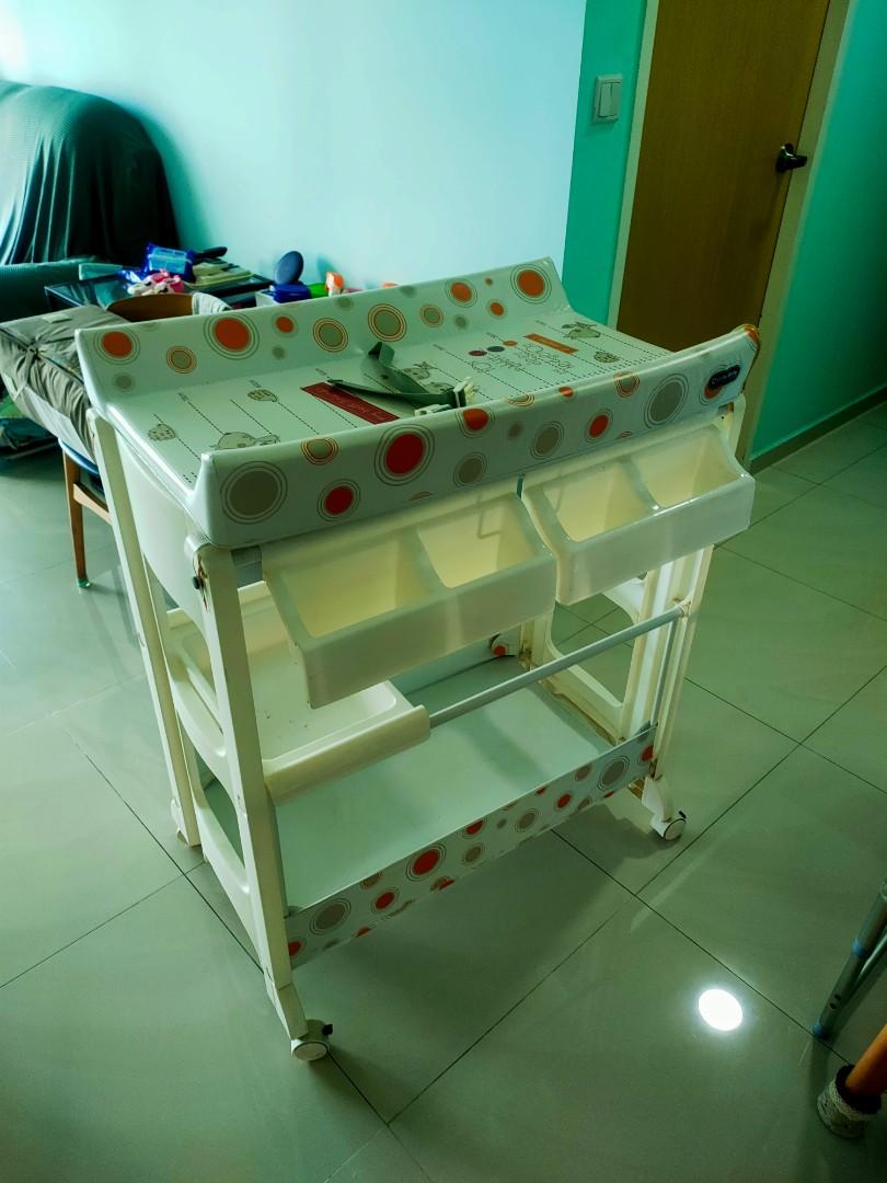 Diaper changing table, Babies & Kids, Baby Nursery & Kids Furniture