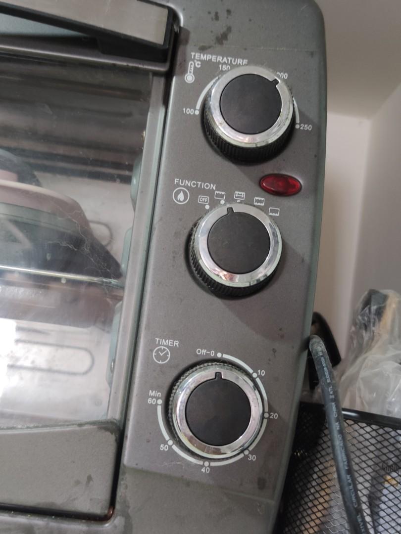 Eureka Electric oven & Rotisserie, TV & Home Appliances, Kitchen