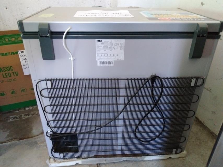 Fujidenzo Chest Freezer 7 cu.ft, TV & Home Appliances, Kitchen