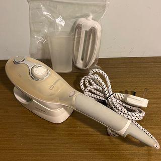 Goodway 威馬 G-665 800W 蒸氣熨斗 乾衣刷