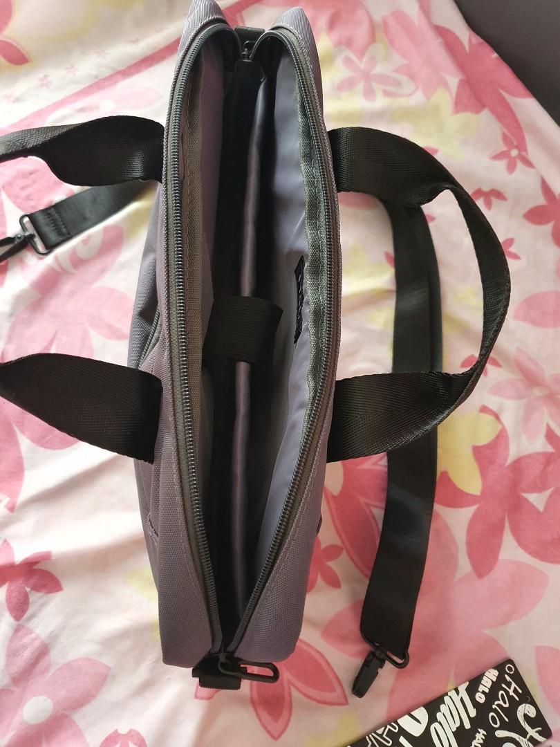 Halo laptop bag 1314 inches, grey/black, with tag price, Women's